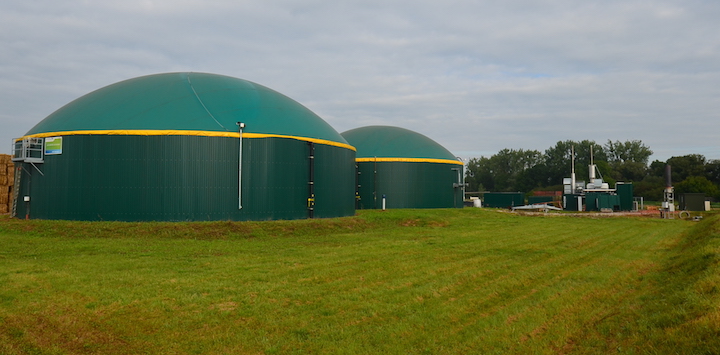 À Boulay-Moselle, la centrale de cogénération biogaz chauffe écologiquement la piscine